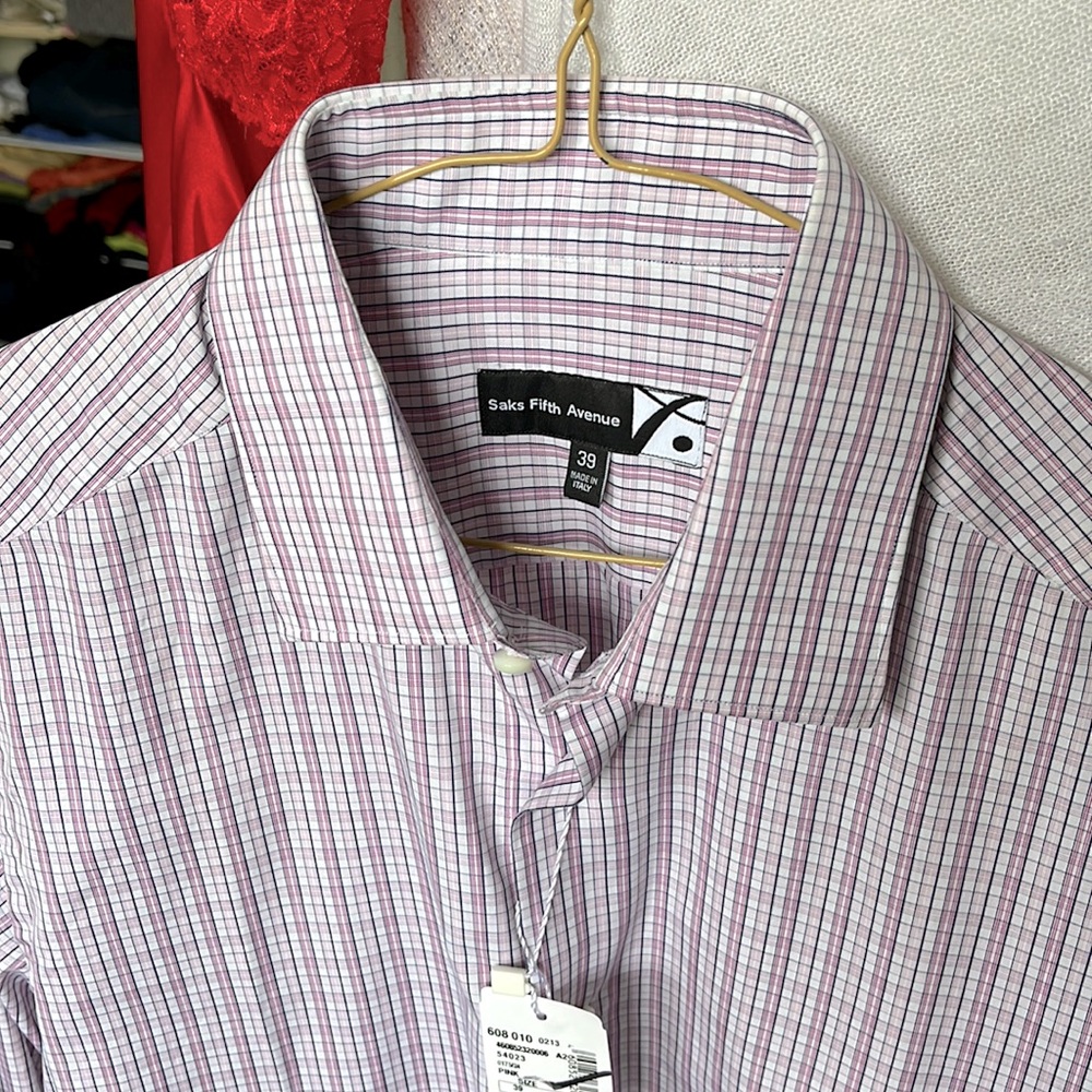 SACKS FIFTH AVENUE Mens shirt.
